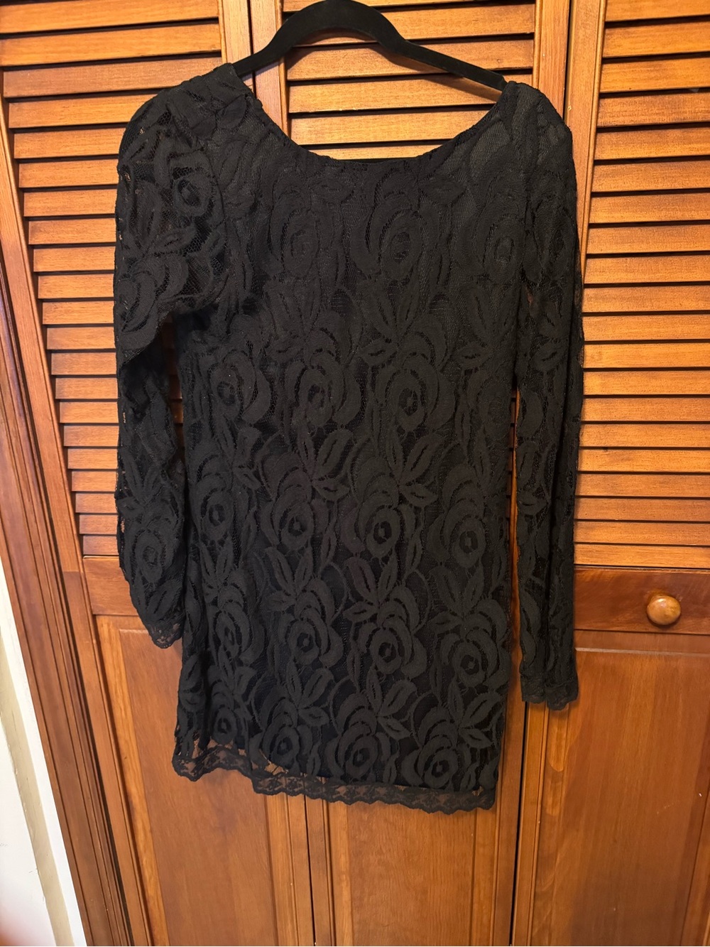 love, Fire Black Floral Lace Long-Sleeve Dress
